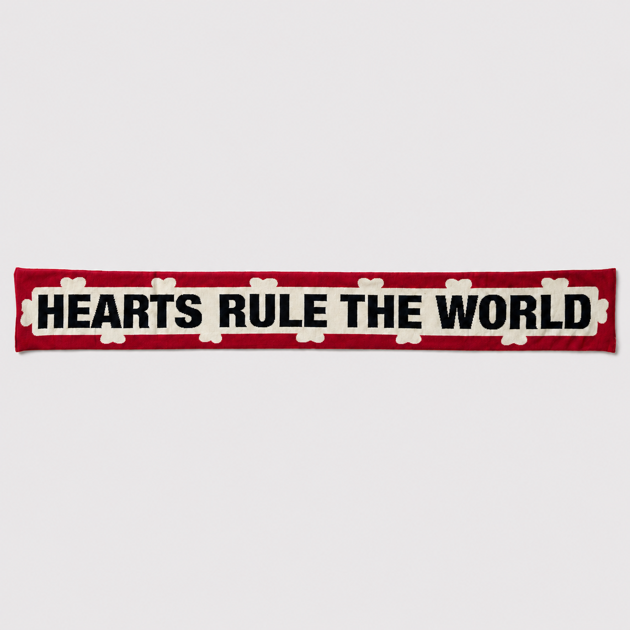 HEARTS RULE THE WORLD SCHAL